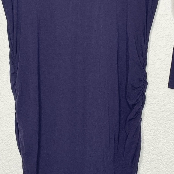 Isabella Oliver dress maternity sz 3 ruched at knee navy - Picture 3 of 8